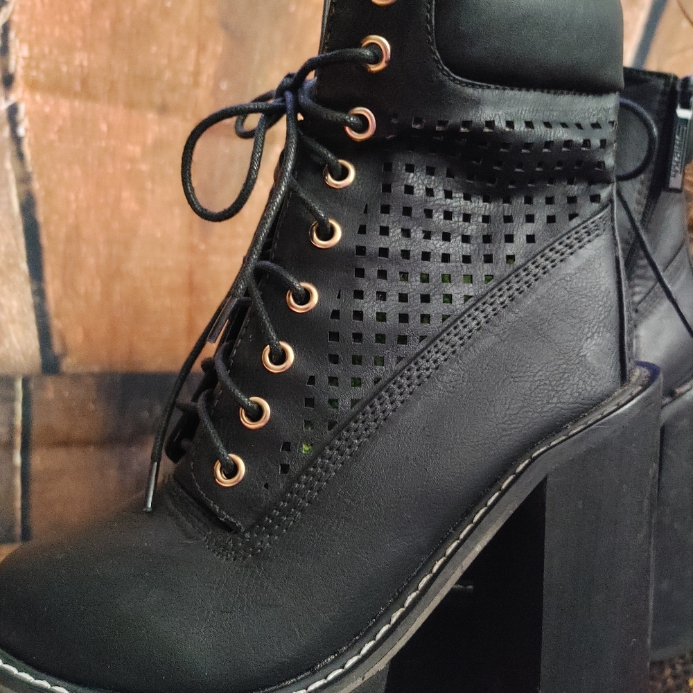 Platform boots - Picture 6 of 9